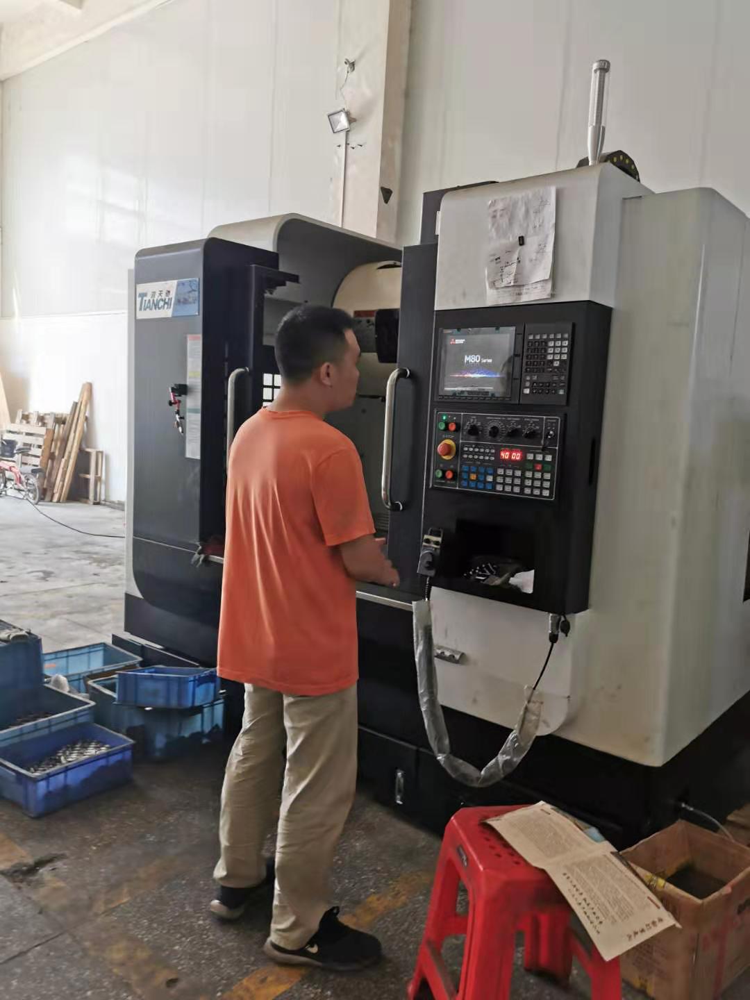 五軸數控加工中心 五軸數控加工中心